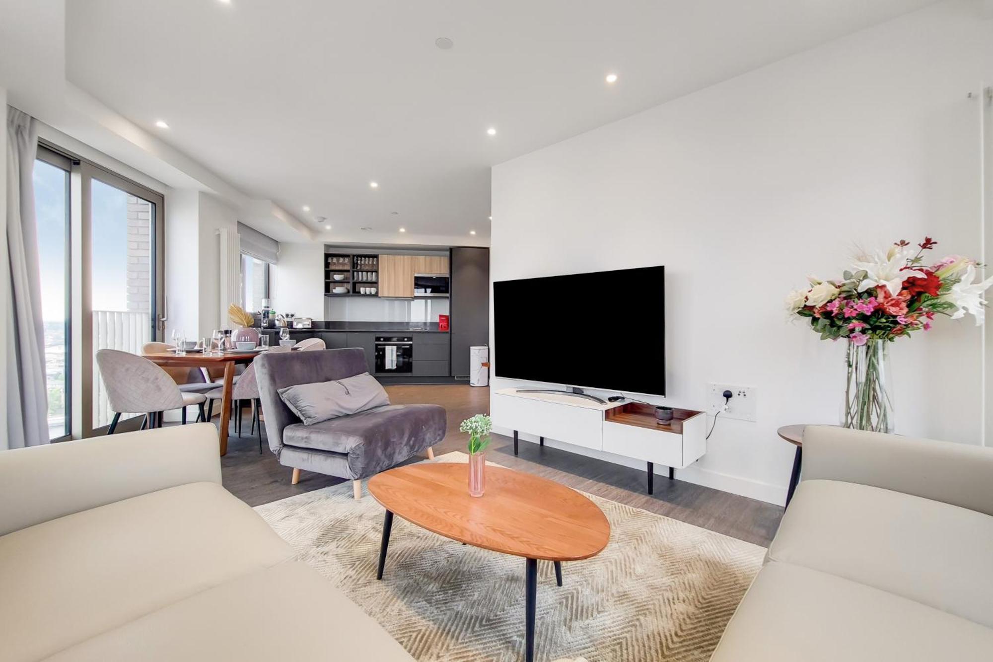 Deluxe Three Bedroom Apartment By London Excel Stays Bagian luar foto